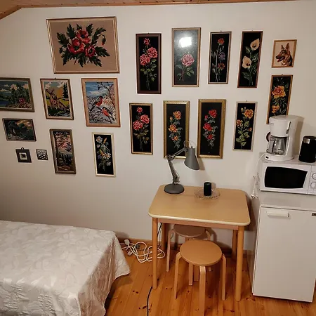 Maatilamatkailu Jaenisvaara Aittahuoneet Kolinkylä