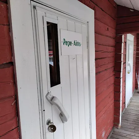 Privat bolig Maatilamatkailu Jaenisvaara Aittahuoneet Kolinkylä