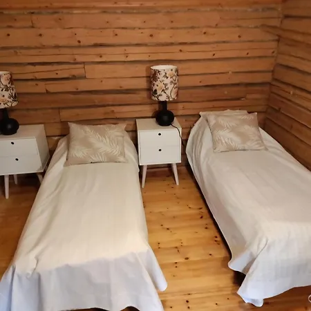 Maatilamatkailu Jaenisvaara Aittahuoneet Homestay