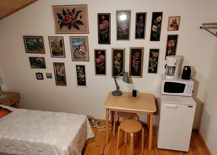 Maatilamatkailu Jaenisvaara Aittahuoneet Kolinkylä